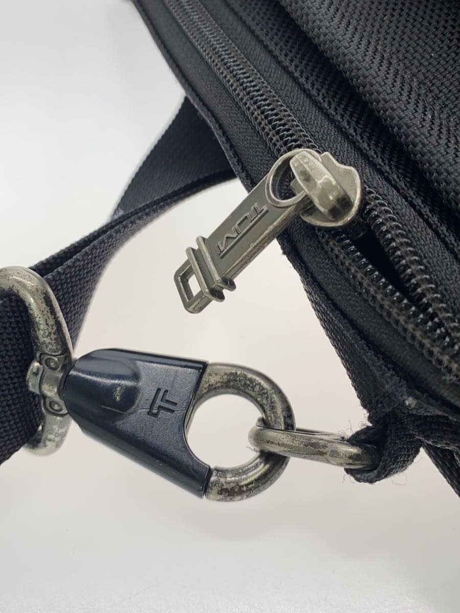 TUMI briefcase -- BLK plain 9