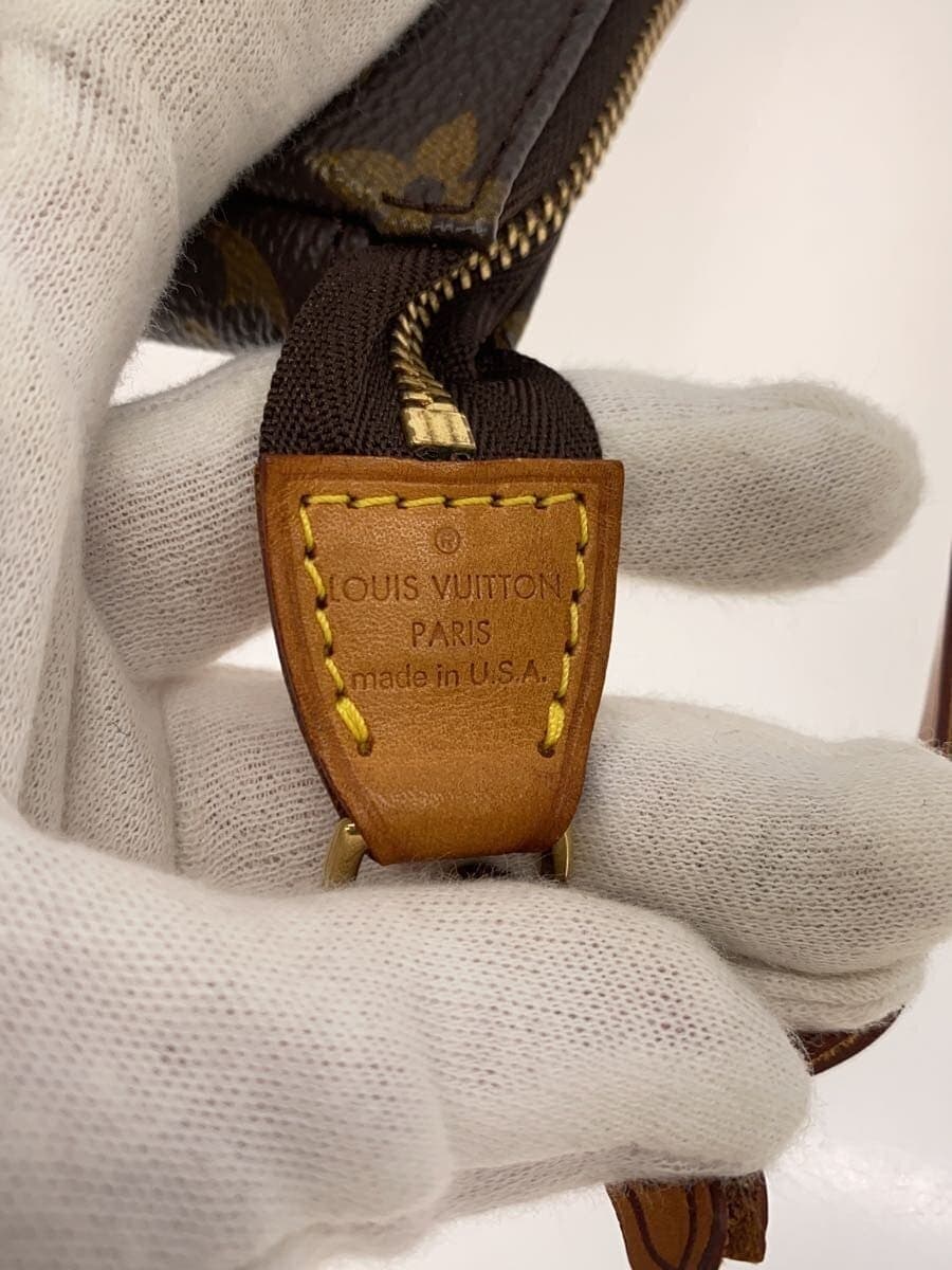 LOUIS VUITTON1)Pochette Accessoires_Monogram Canvas PVC BRW 5