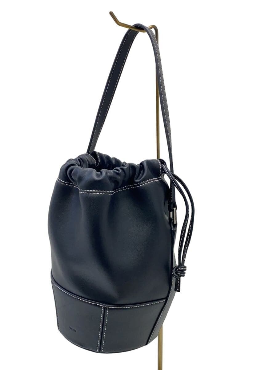 VASIC Handbag Leather Black 2