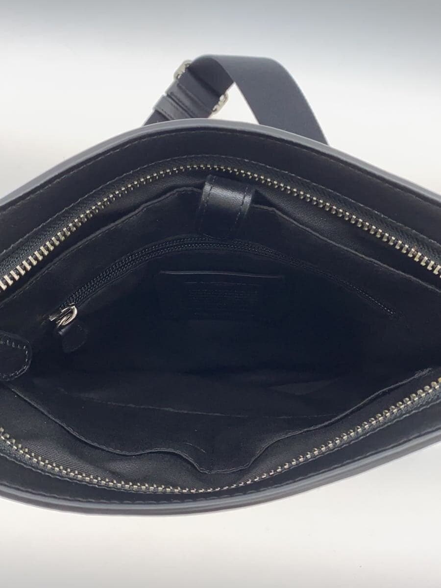 COACH Signature Shoulder 6