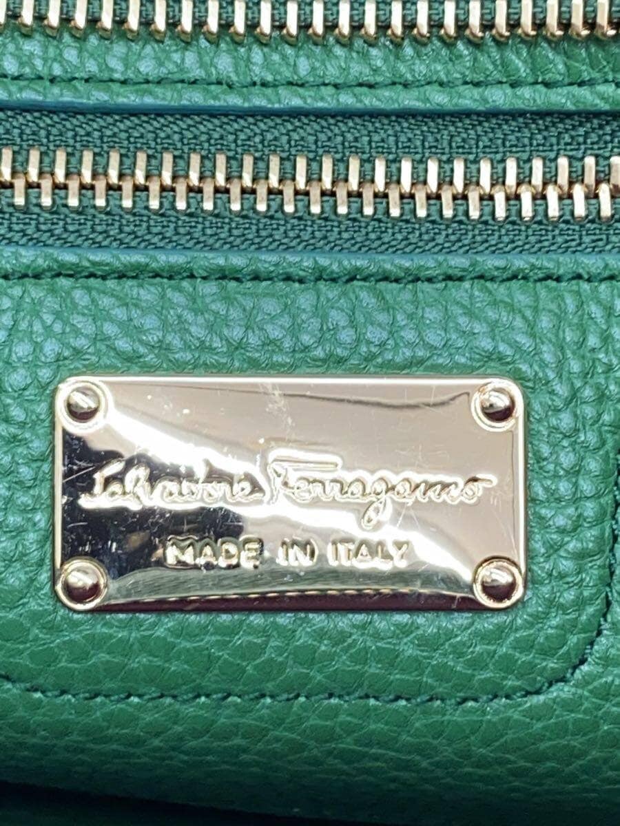 Salvatore Ferragamo shoulder bag leather GRN 5