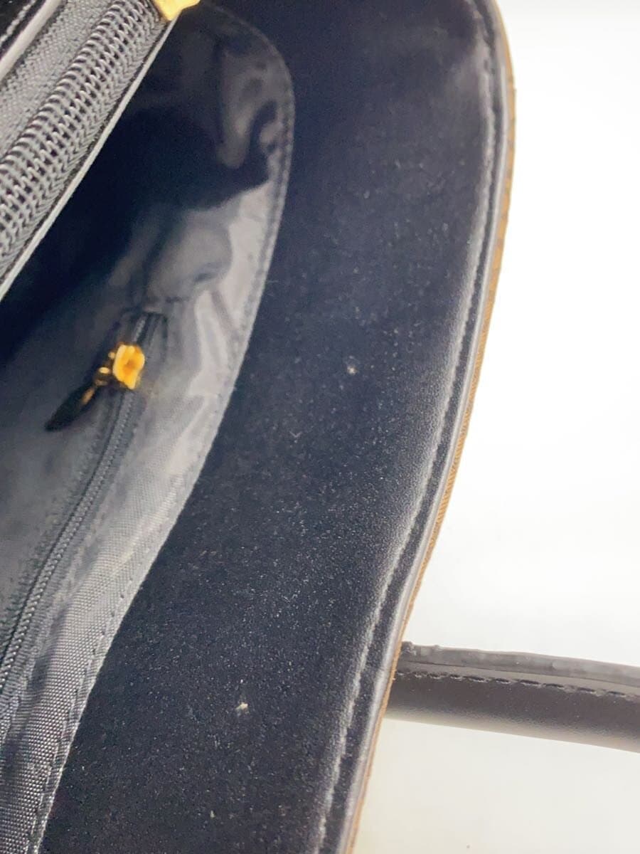 Roberta di Camerino Handbag BRW All Over Pattern 7