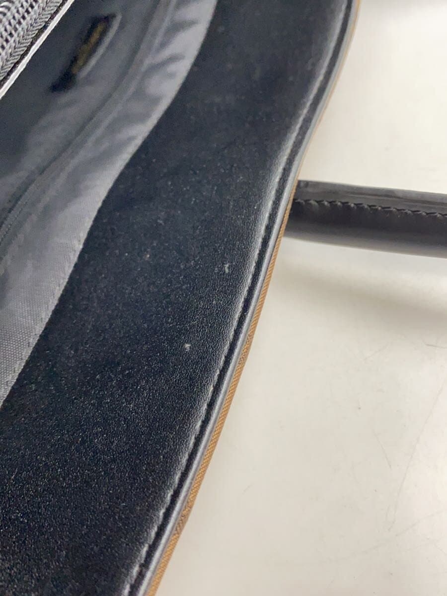 Roberta di Camerino Handbag BRW All Over Pattern 8