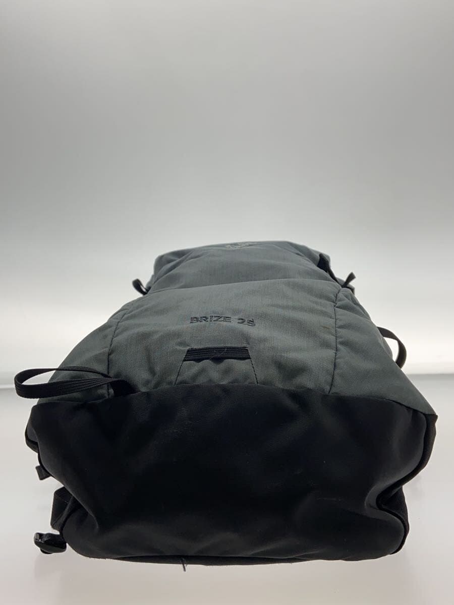 ARC'TERYX BRIZE 25 Interior deterioration, dirt on the bottom and overall 4