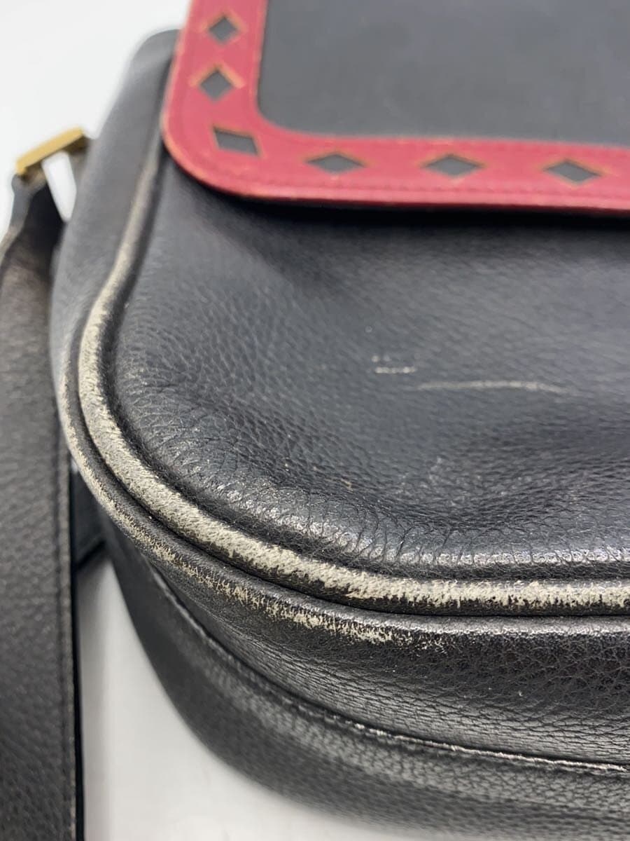 YVES SAINT LAURENT Diamond Cut Shoulder Bag Leather BLK Solid 8