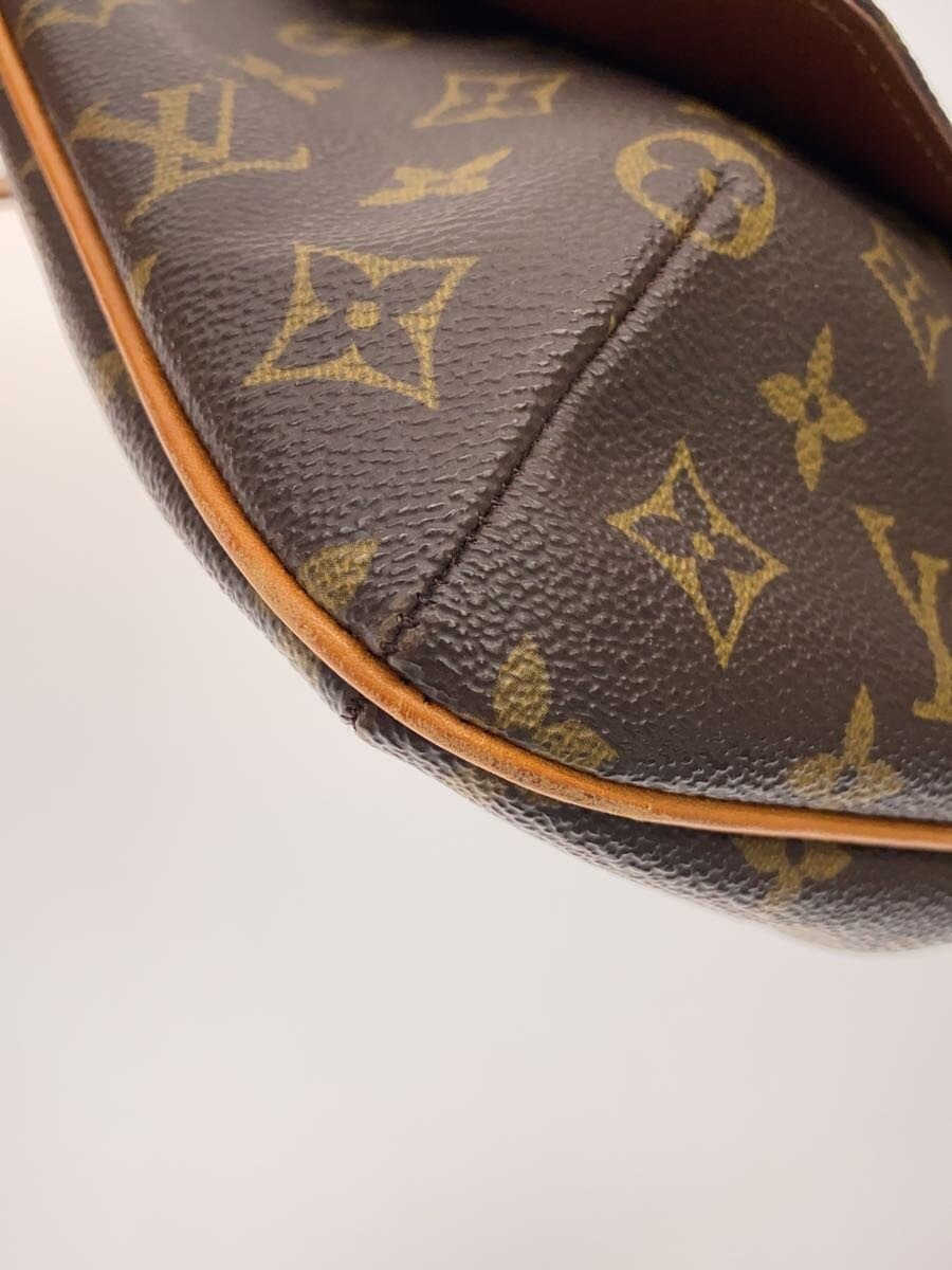 LOUIS VUITTON Musette_Monogram Canvas PVC BRW 7
