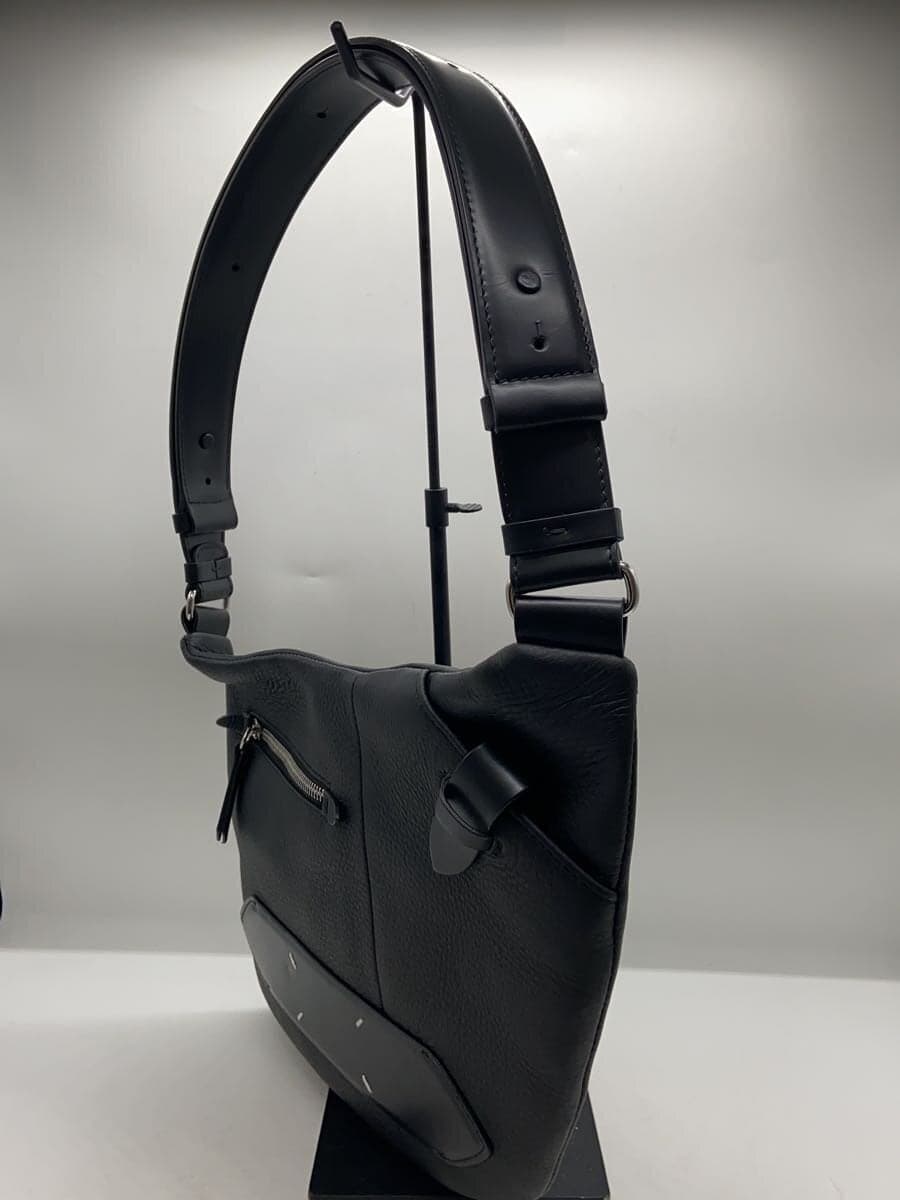 Maison Margiela Shoulder Bag Leather BLK SB1WG0017 5AC Saddle Bag 2