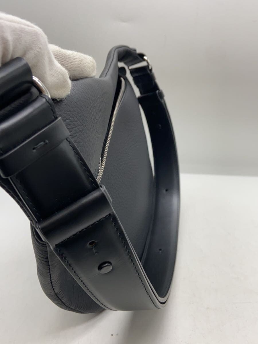 Maison Margiela Shoulder Bag Leather BLK SB1WG0017 5AC Saddle Bag 7