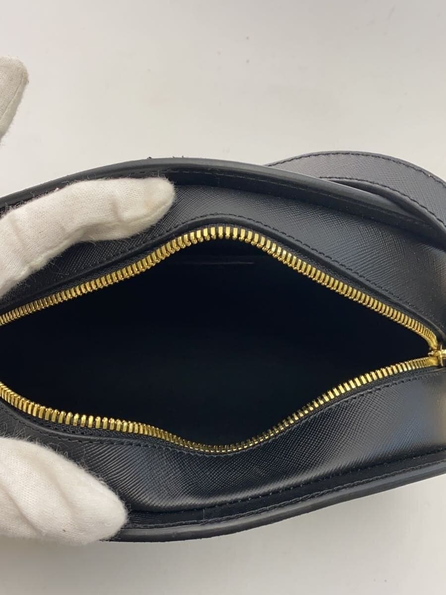 A.P.C.SAC DEMI LUNE Shoulder Bag Cowhide BLK Solid 6