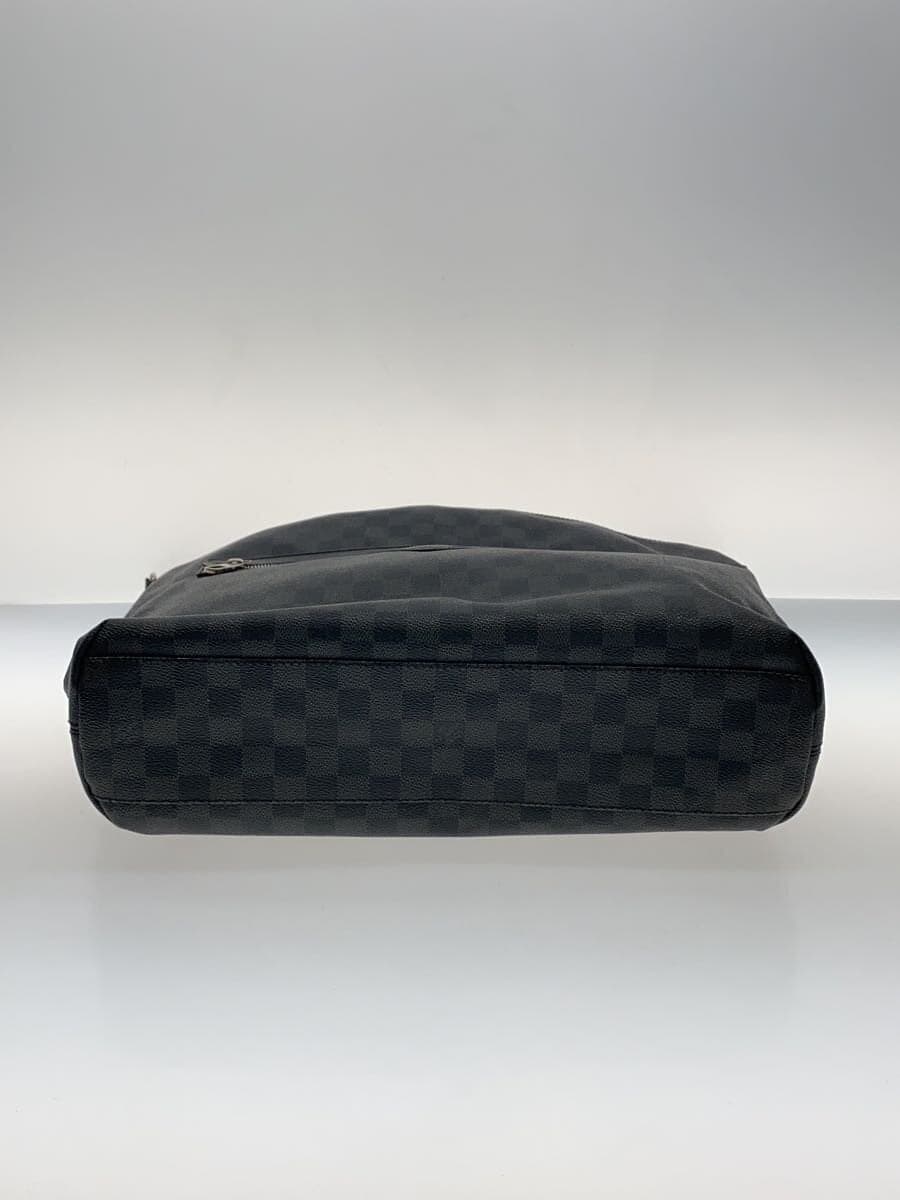 LOUIS VUITTON 1) Mick MM Damier Graphite PVC BLK N41106 4
