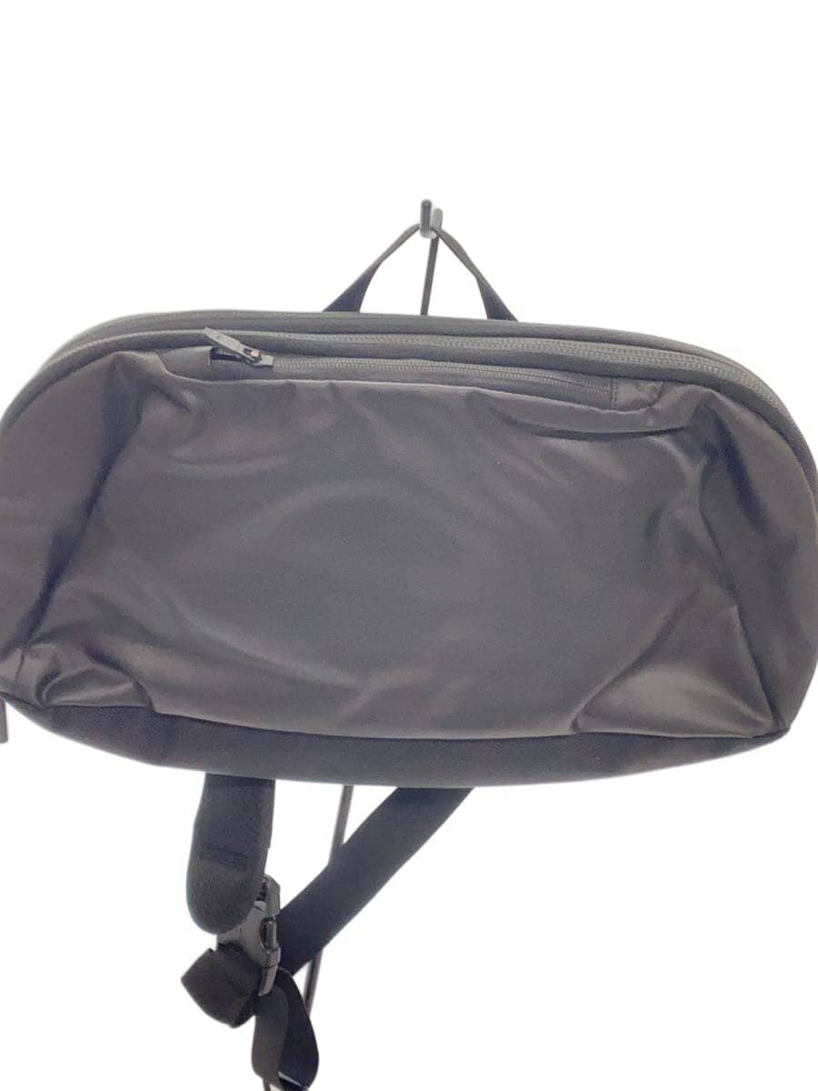 Aer Shoulder Bag -- BLK 31008