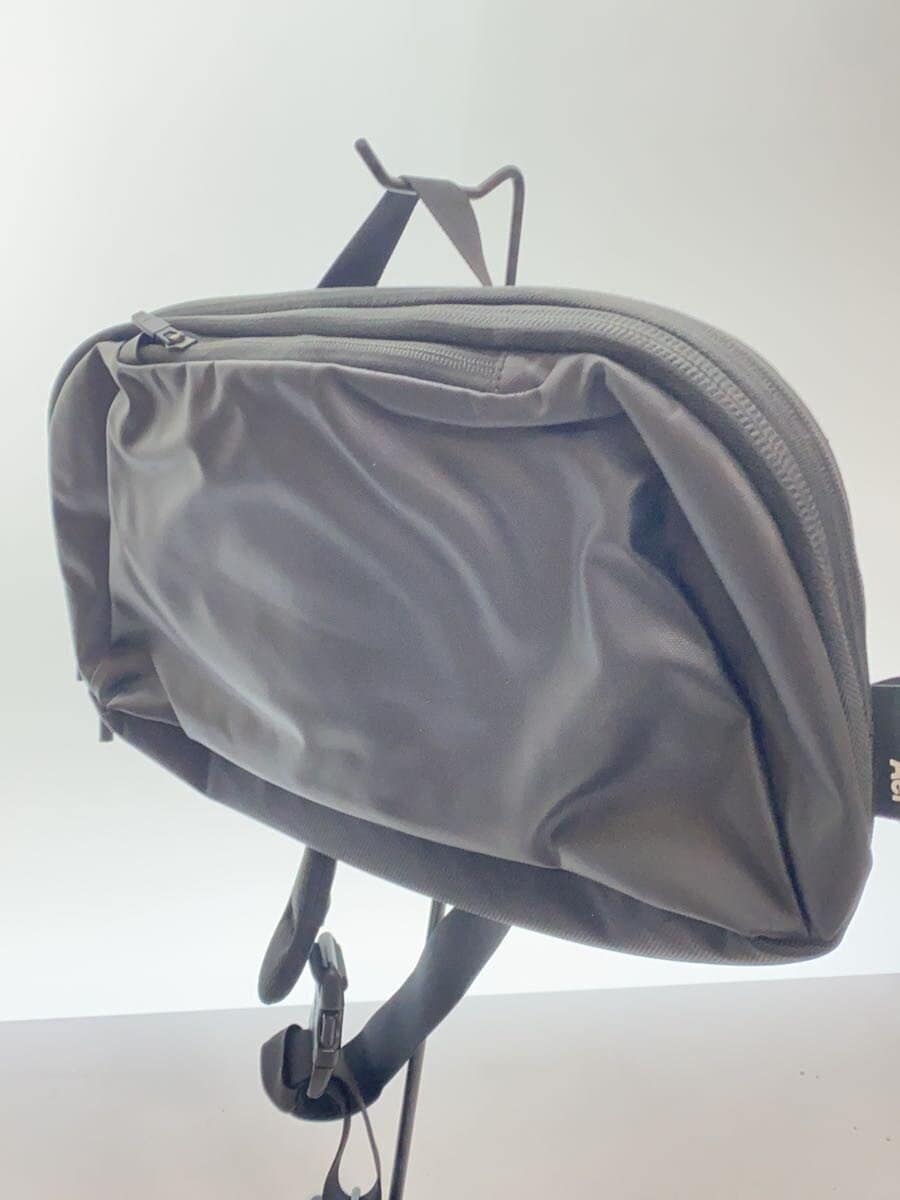 Aer Shoulder Bag -- BLK 31008 2