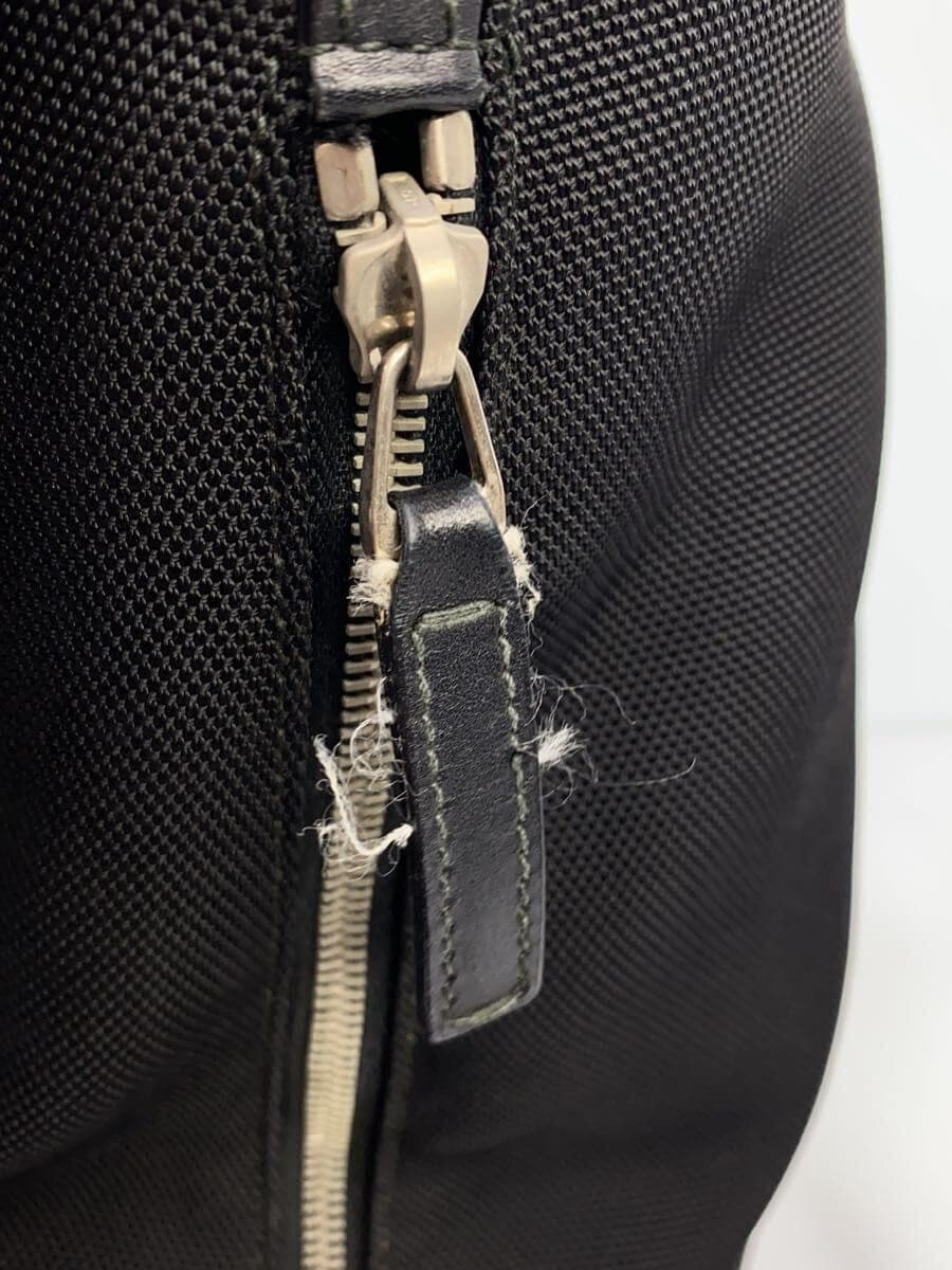 GUCCI Backpack BLK 337075 Zip Firm Edge Crack 、Fray Misshapen 7