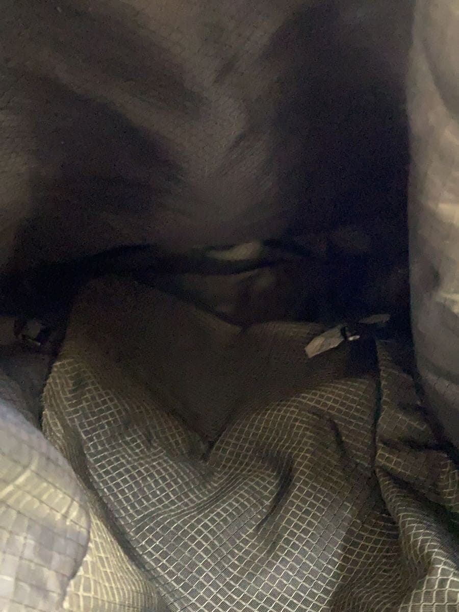 Other brand YNOT backpack -- KHK 09T-01664214 bottom surface has dirt 6