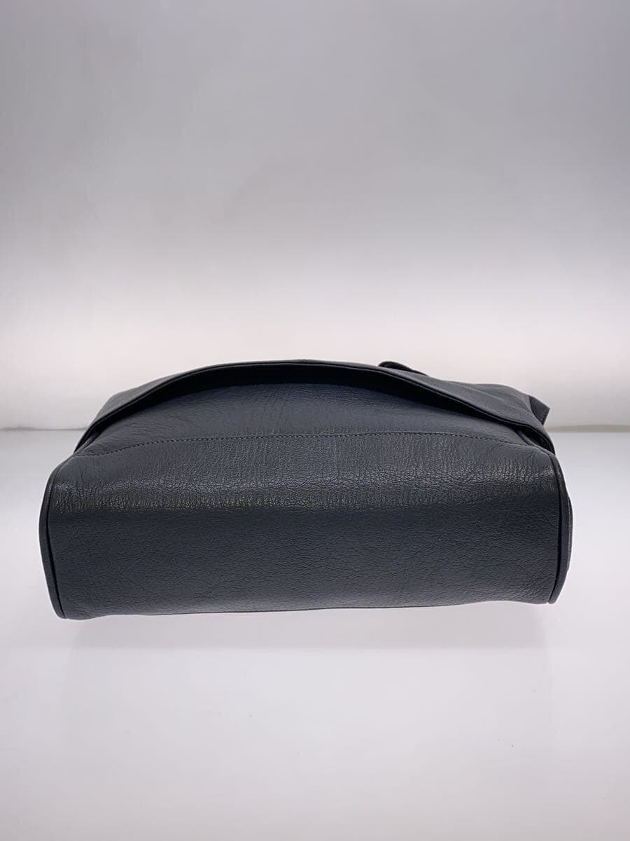 TOFF&LOADSTONE Flap Shoulder Bag Leather NVY Solid Color 4