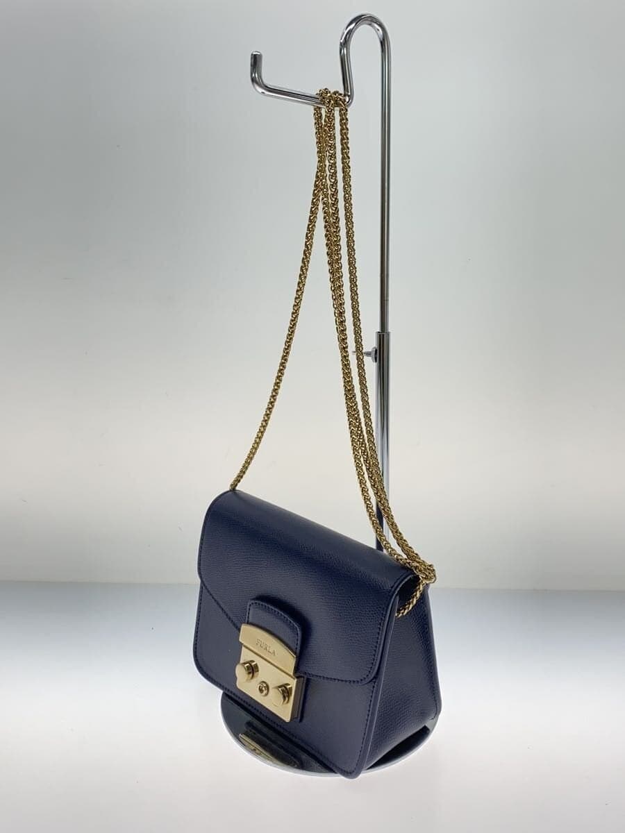 FURLA shoulder bag -- NVY plain chain crossbody 2
