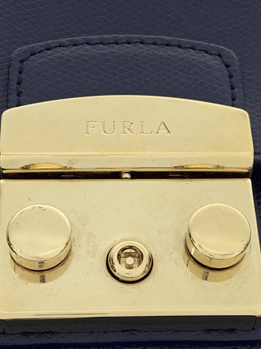 FURLA shoulder bag -- NVY plain chain crossbody 5