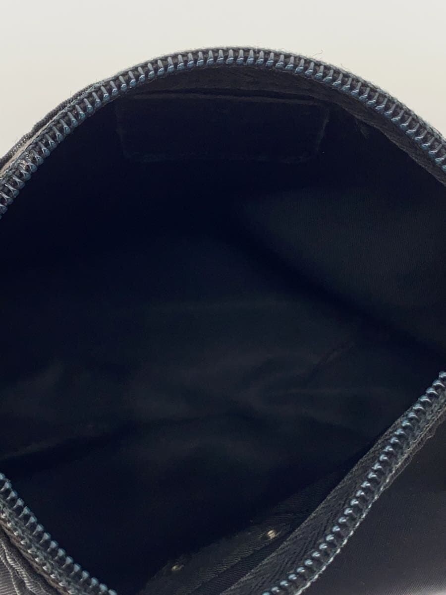 PRADA Triangle Logo Triangle Logo Plate Pouch Nylon BLK 6