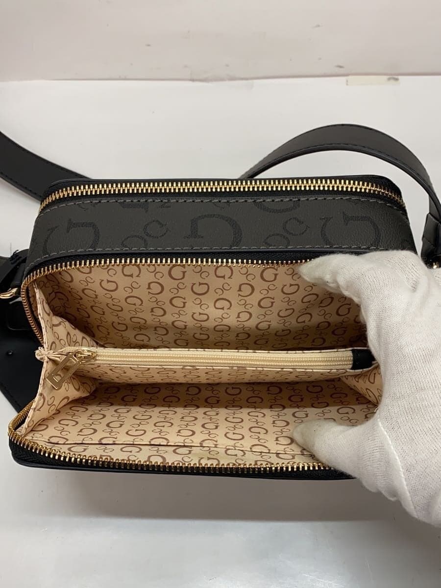 GUESS Shoulder Bag PVC BLK Print HG901970 6