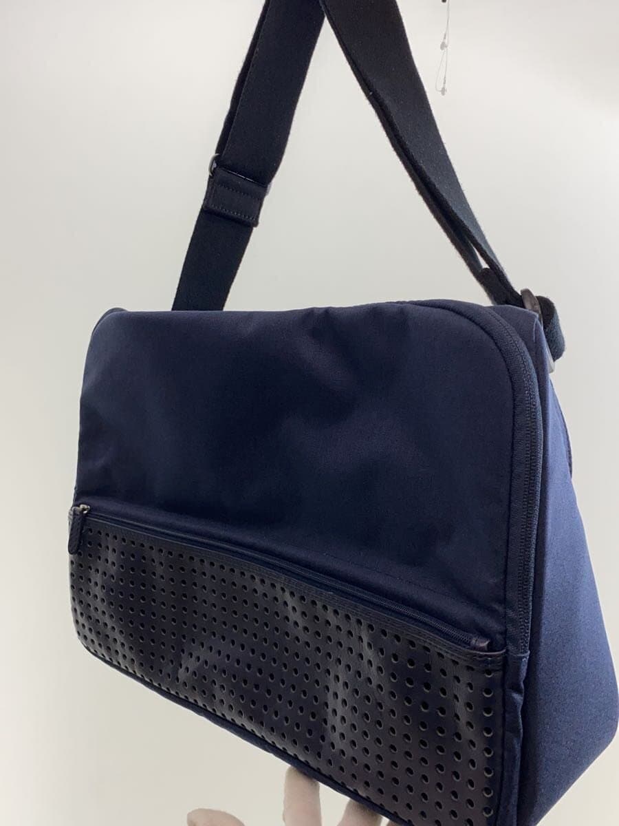 SUPER CONSUMER Shoulder Bag 2