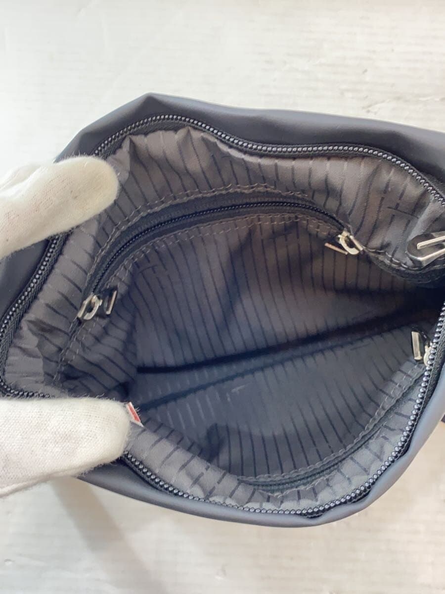 ITTI Slight Bottom Right With Stain MARY SACOCHE Sacoche Shoulder Bag PVC Black 6