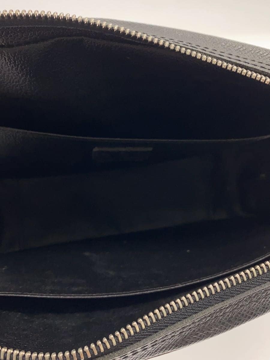 LOUIS VUITTON Trousse Toilette GM_Taiga Leather GRY 6