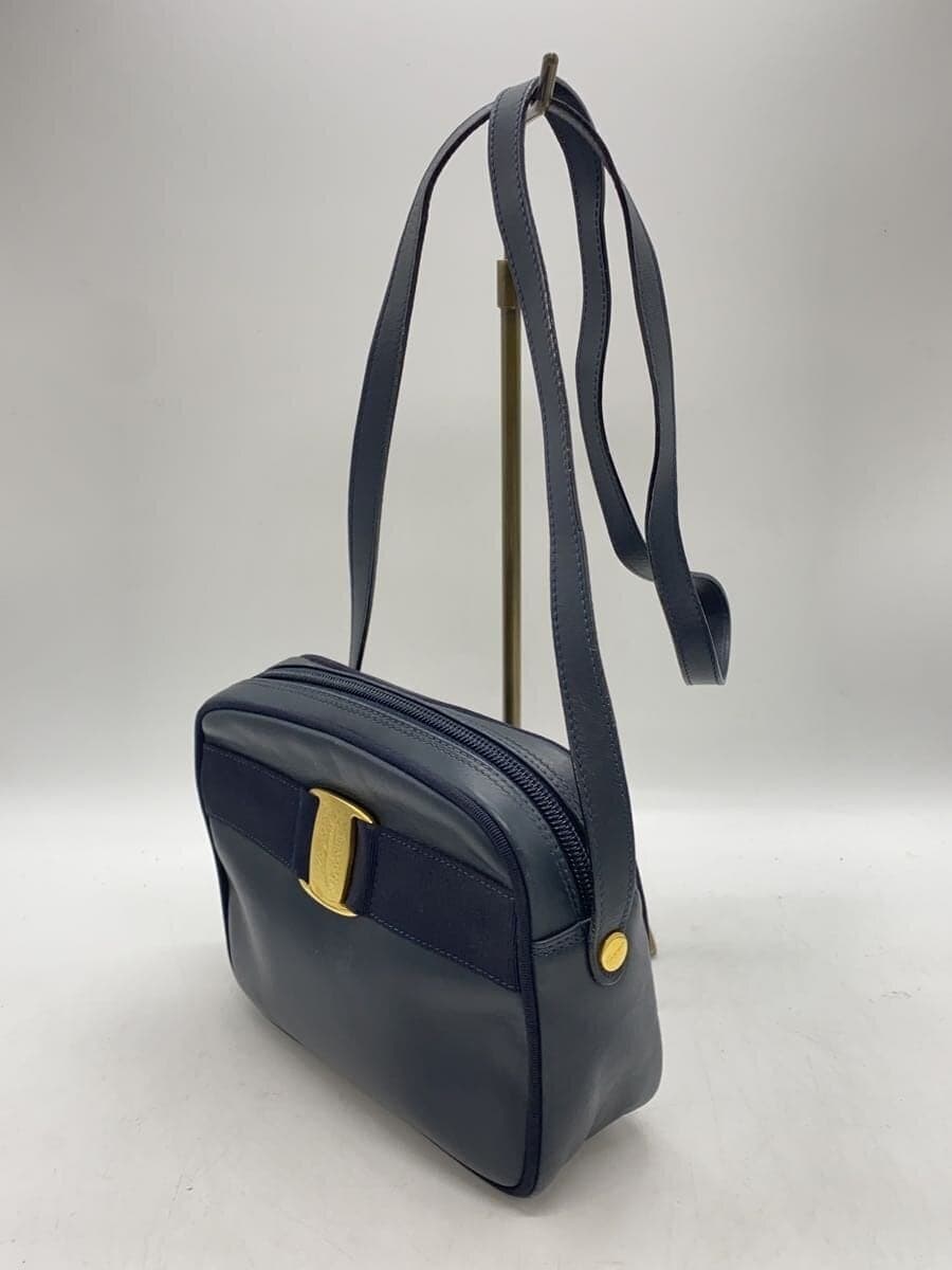 Salvatore Ferragamo shoulder bag -- NVY 2