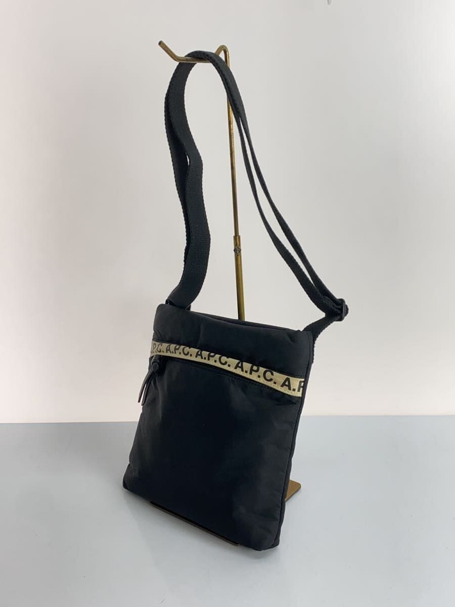 A.P.C. Logo Shoulder Bag BLK 2