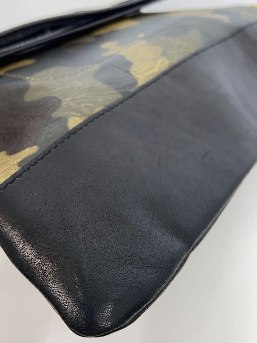 marka Clutch Bag Leather GRN Camouflage 9