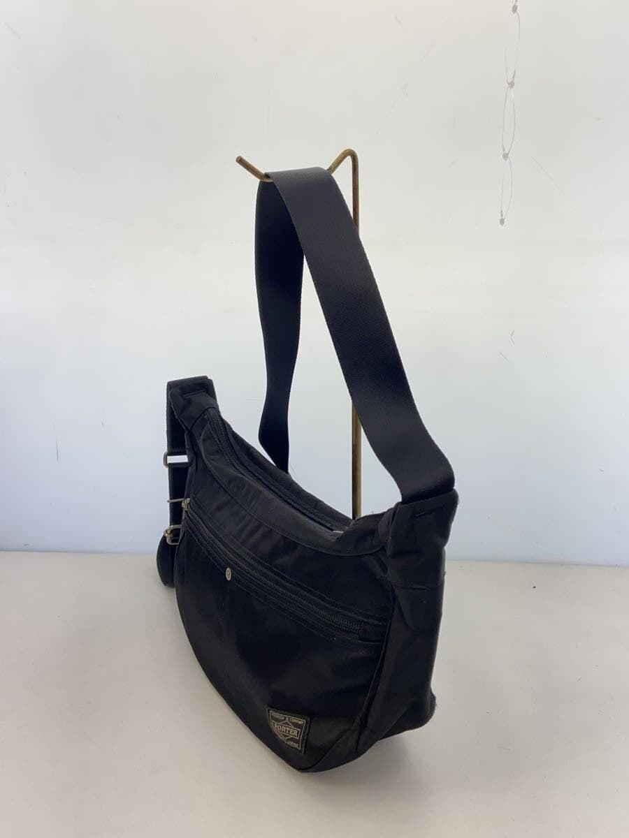 PORTER docomo Docomo Collaboration Banana Shoulder Shoulder Bag BLK Solid Color 2