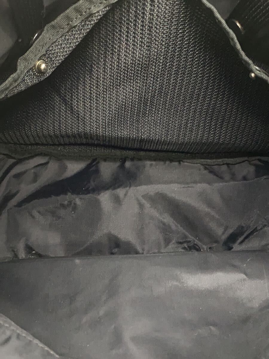 SO by alexander van slobbe Shoulder Bag KHK 6