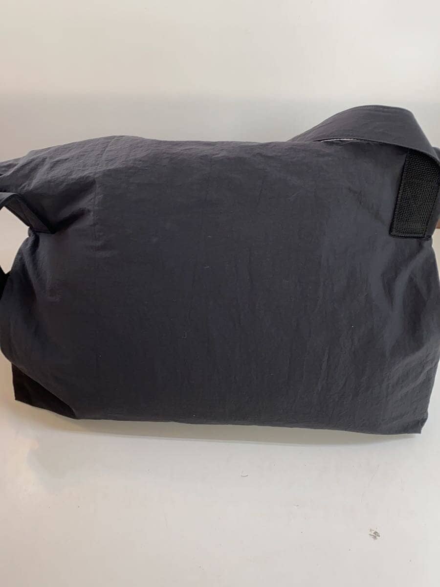 ERA. Shoulder Bag Nylon BLK 3