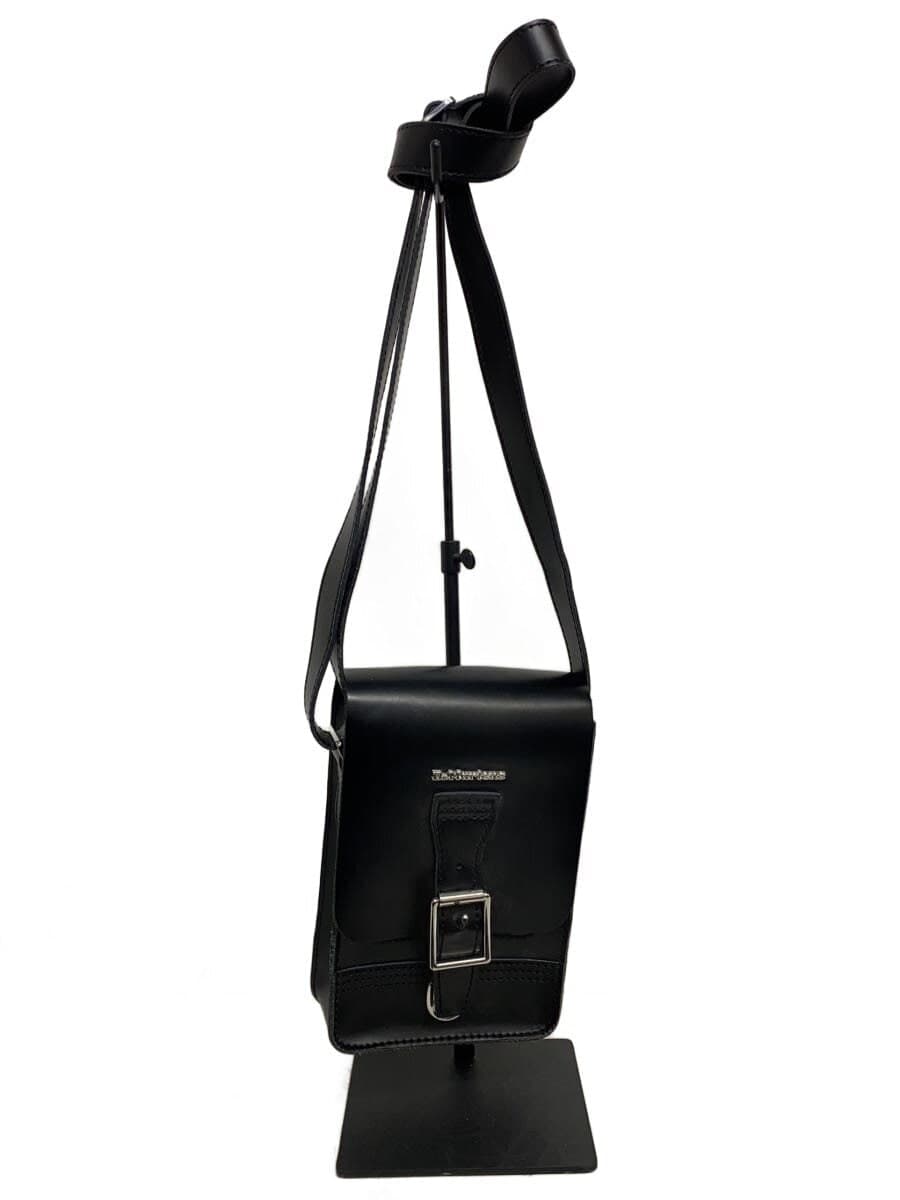 Dr. Martens shoulder bag leather black AD055001