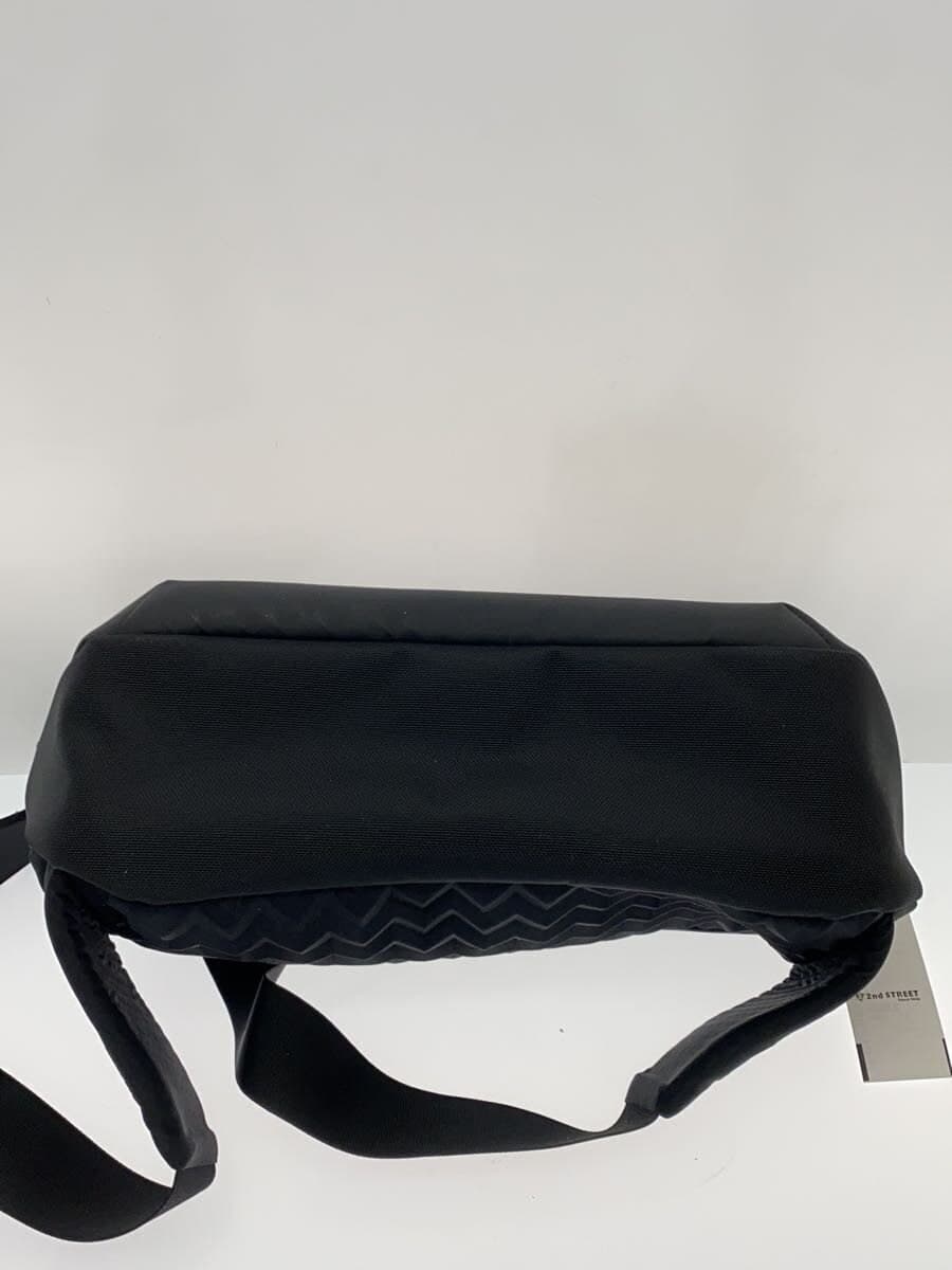 THE NORTH FACE Shoulder Bag -- BLK NM82394 4