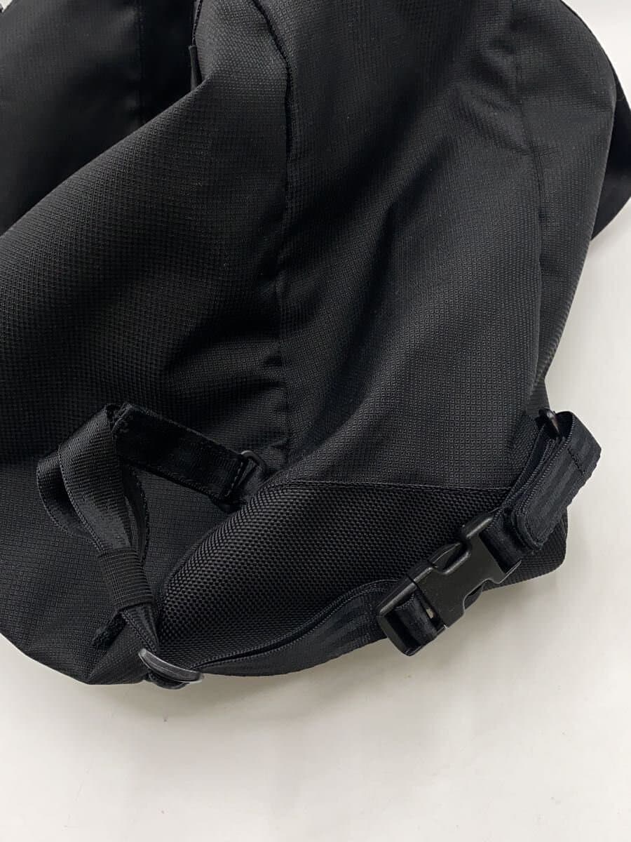 CHROME Shoulder Bag BLK 9