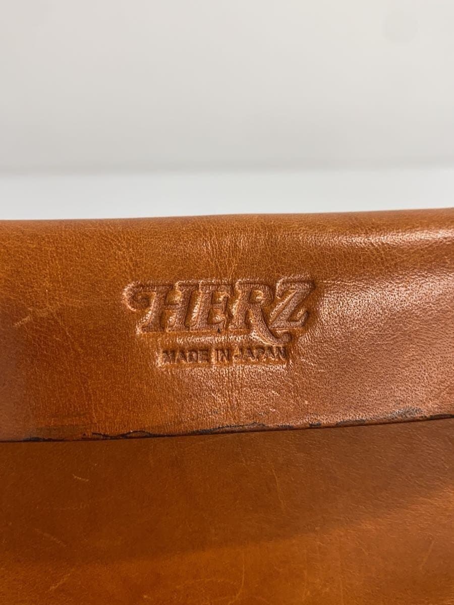 HERZ Vertical 2-Way Body Bag Leather CML Small With Scratches 5
