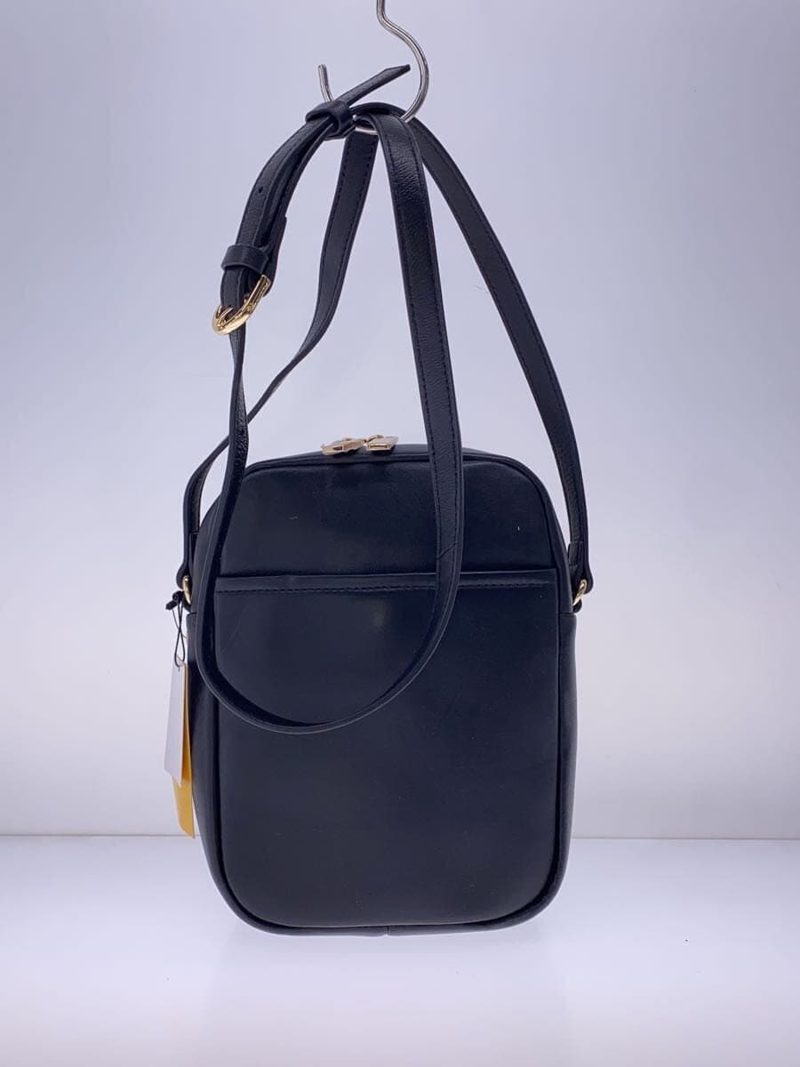 LA BAGAGERIE Random Pleats Shoulder Bag Faux Leather BLK 3