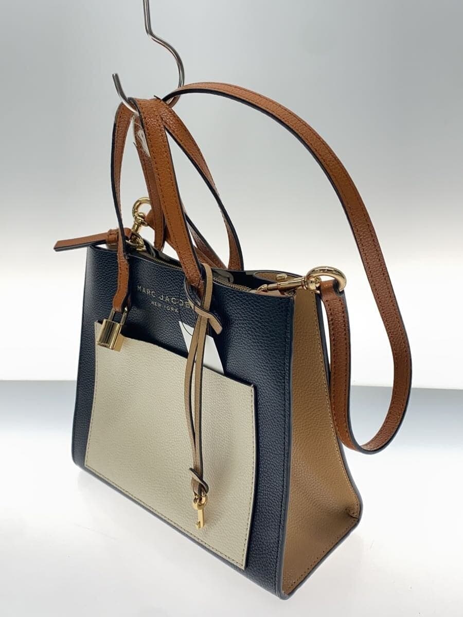 MARC JACOBS Handbag -- BLK Solid Color M0016132 2