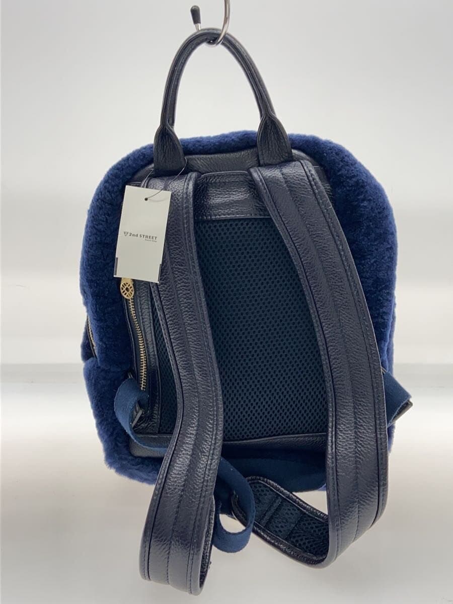 muta Round Mouton 8 Backpack NVY 3