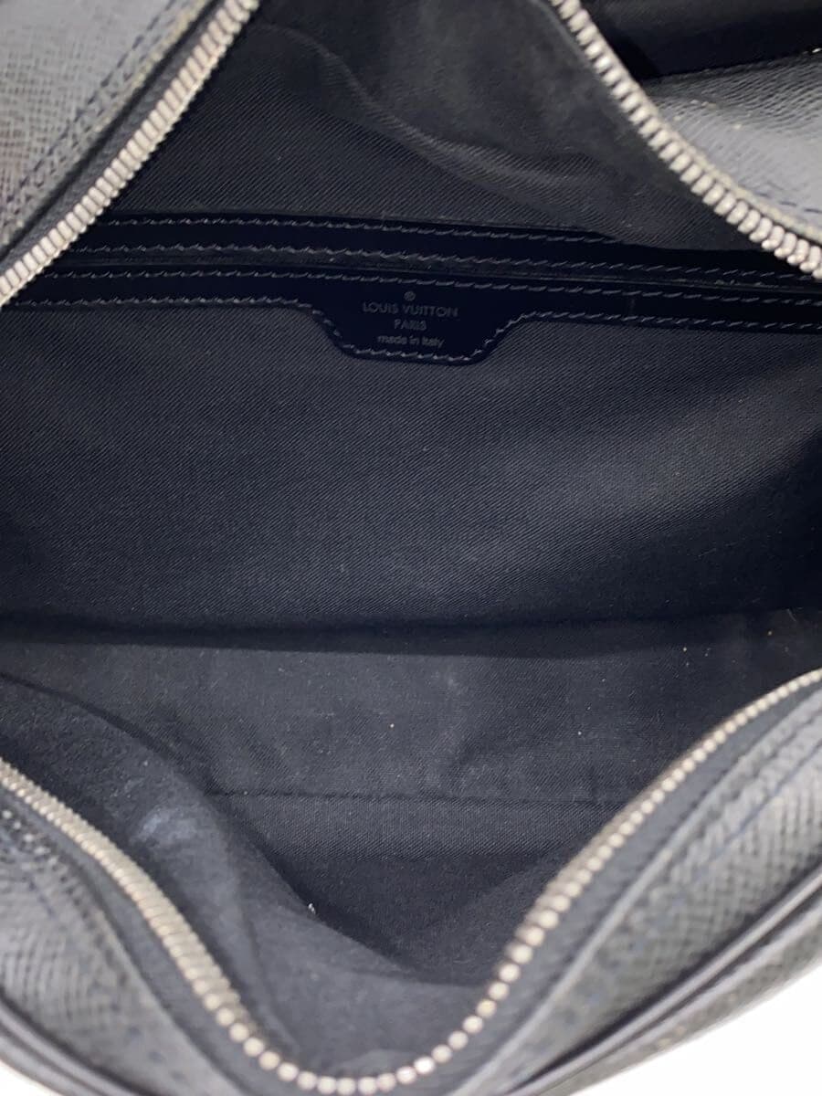 LOUIS VUITTON Reporter _Taiga BLK 6