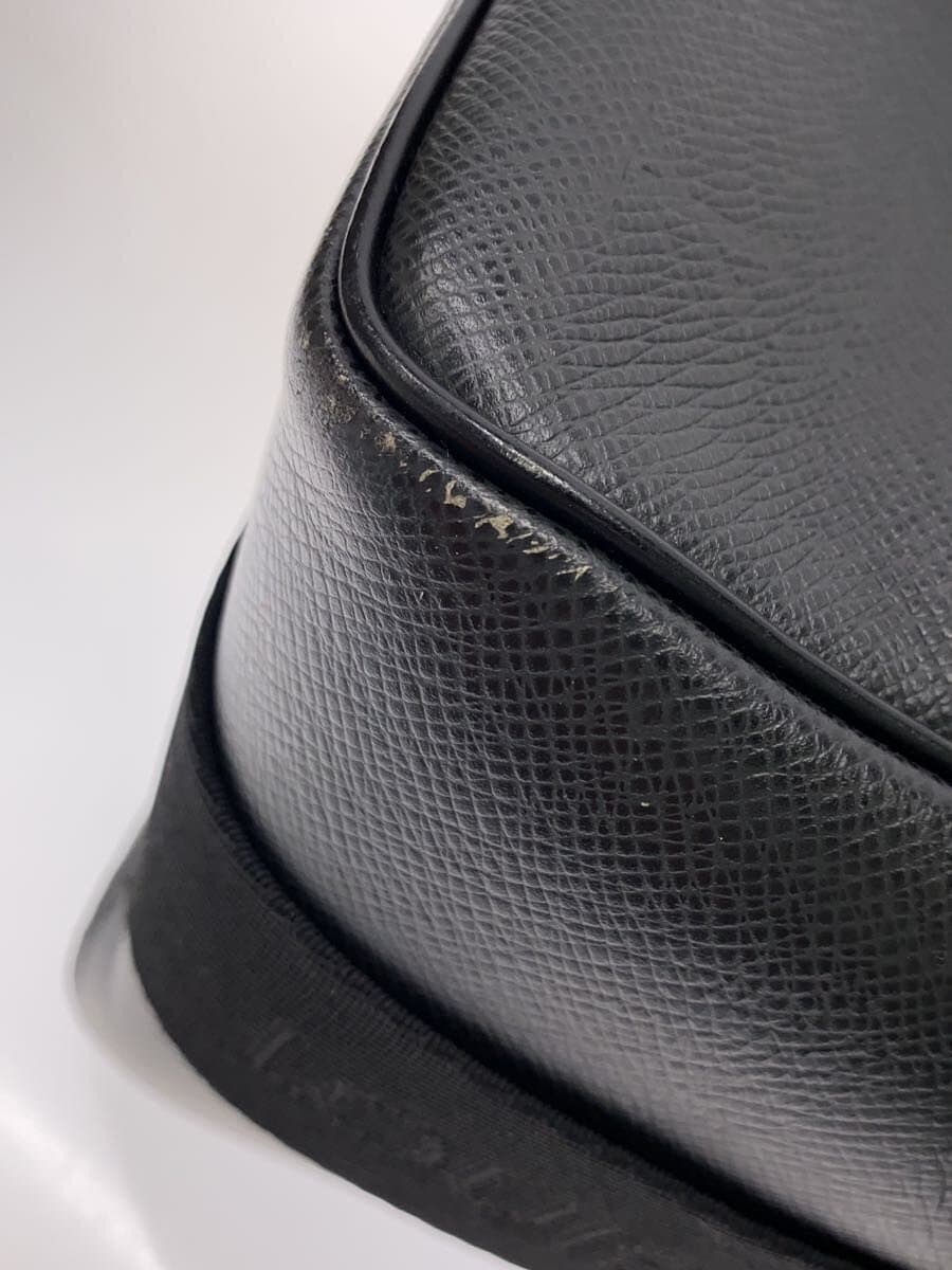 LOUIS VUITTON Reporter _Taiga BLK 9