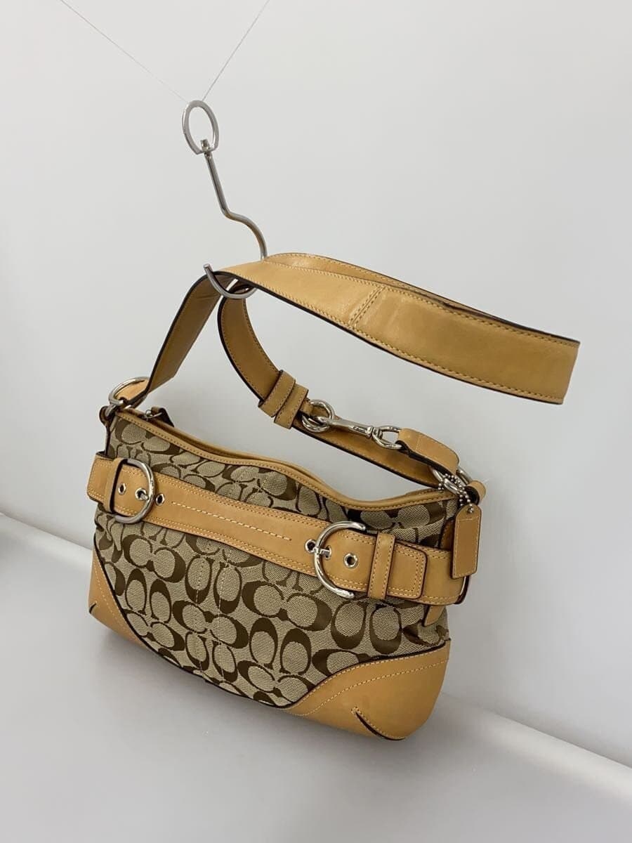 COACH Soft Duffle_Hamptons_Signature_Beige Canvas CML All Over Pattern 2