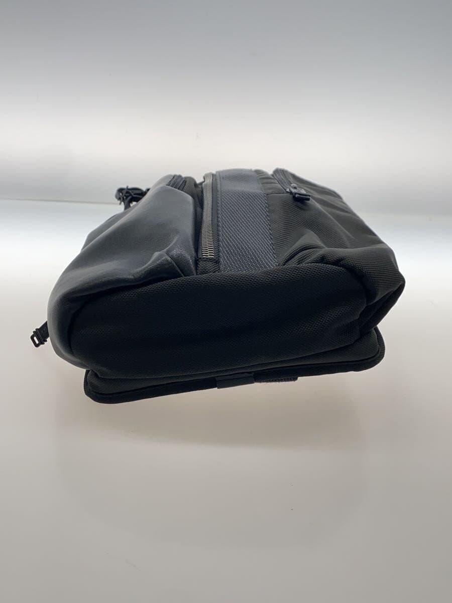 TUMI Shoulder Bag Leather BLK Solid 4