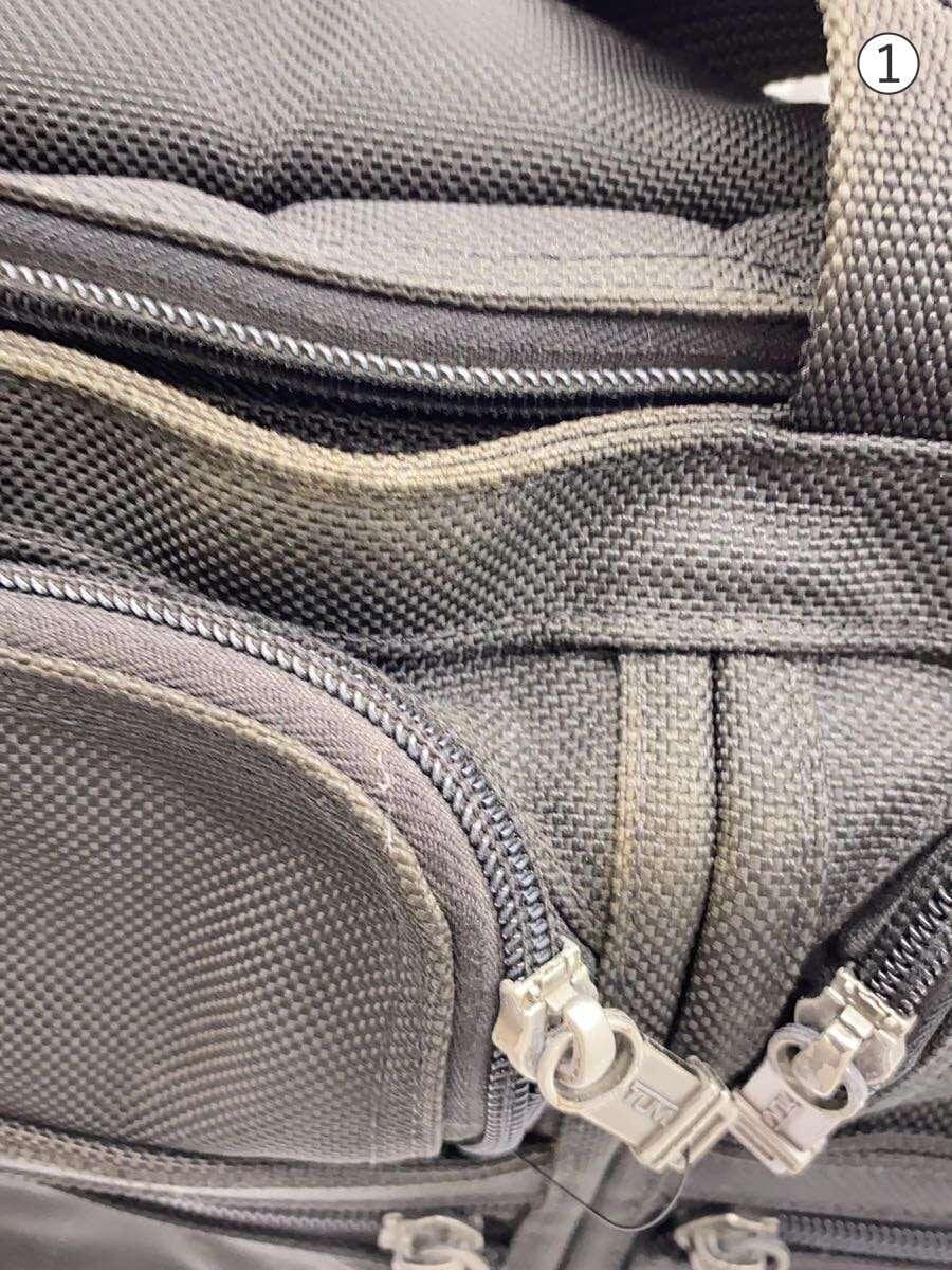 TUMI briefcase -- BLK plain 26041D4 considering condition faded 8