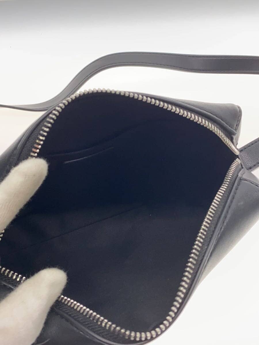A.P.C. shoulder bag fake leather BLK plain 6
