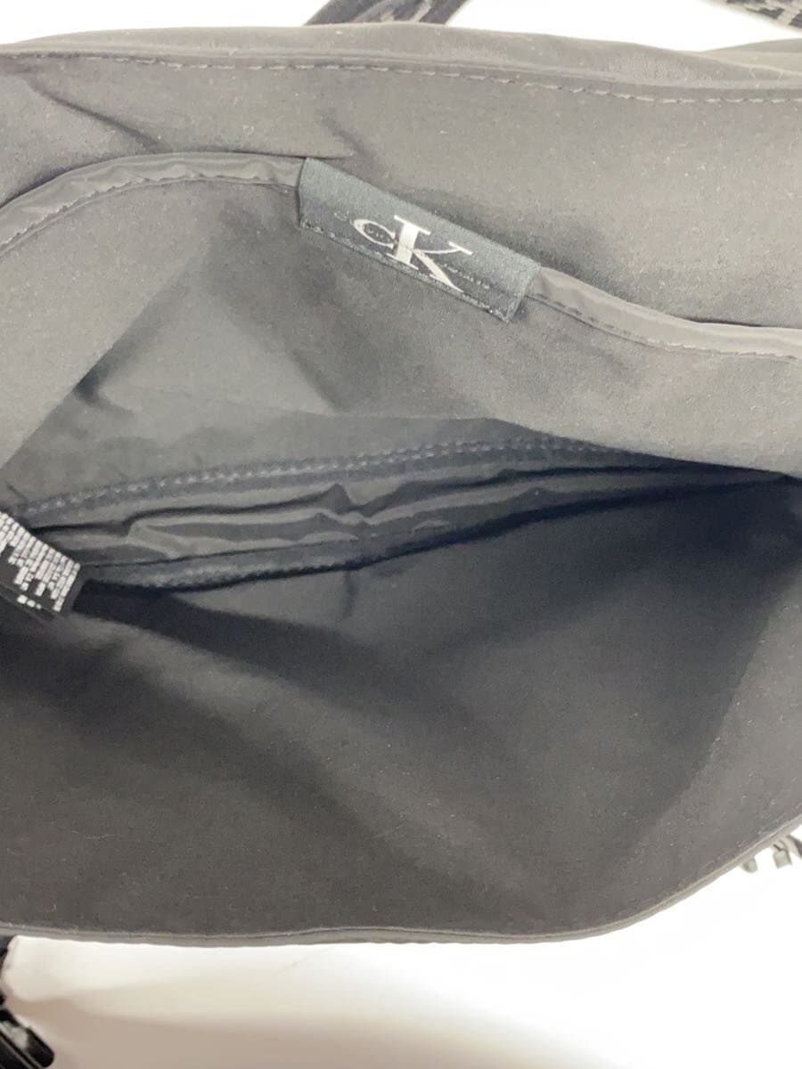 Calvin Klein Jeans shoulder bag -- BLK 6