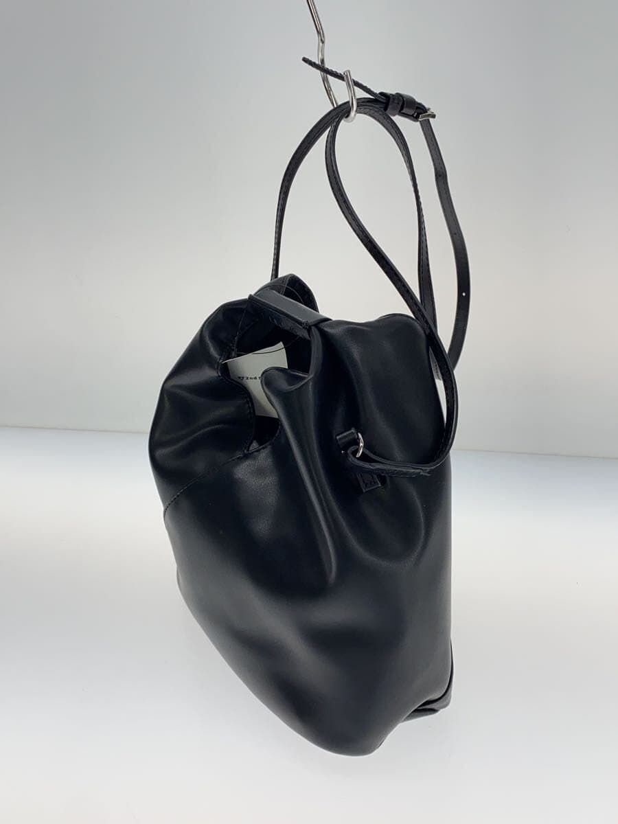 MM6 Shoulder Bag BLK Solid S54WD0106 2