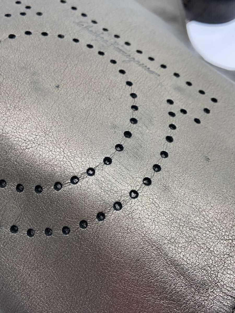 Salvatore Ferragamo one-shoulder bag punching SLV 7