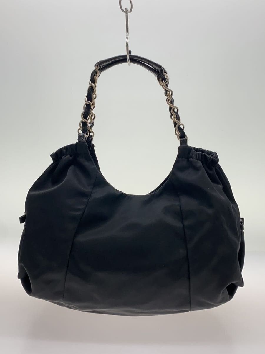 Salvatore Ferragamo Handbag -- BLK Solid Color 3