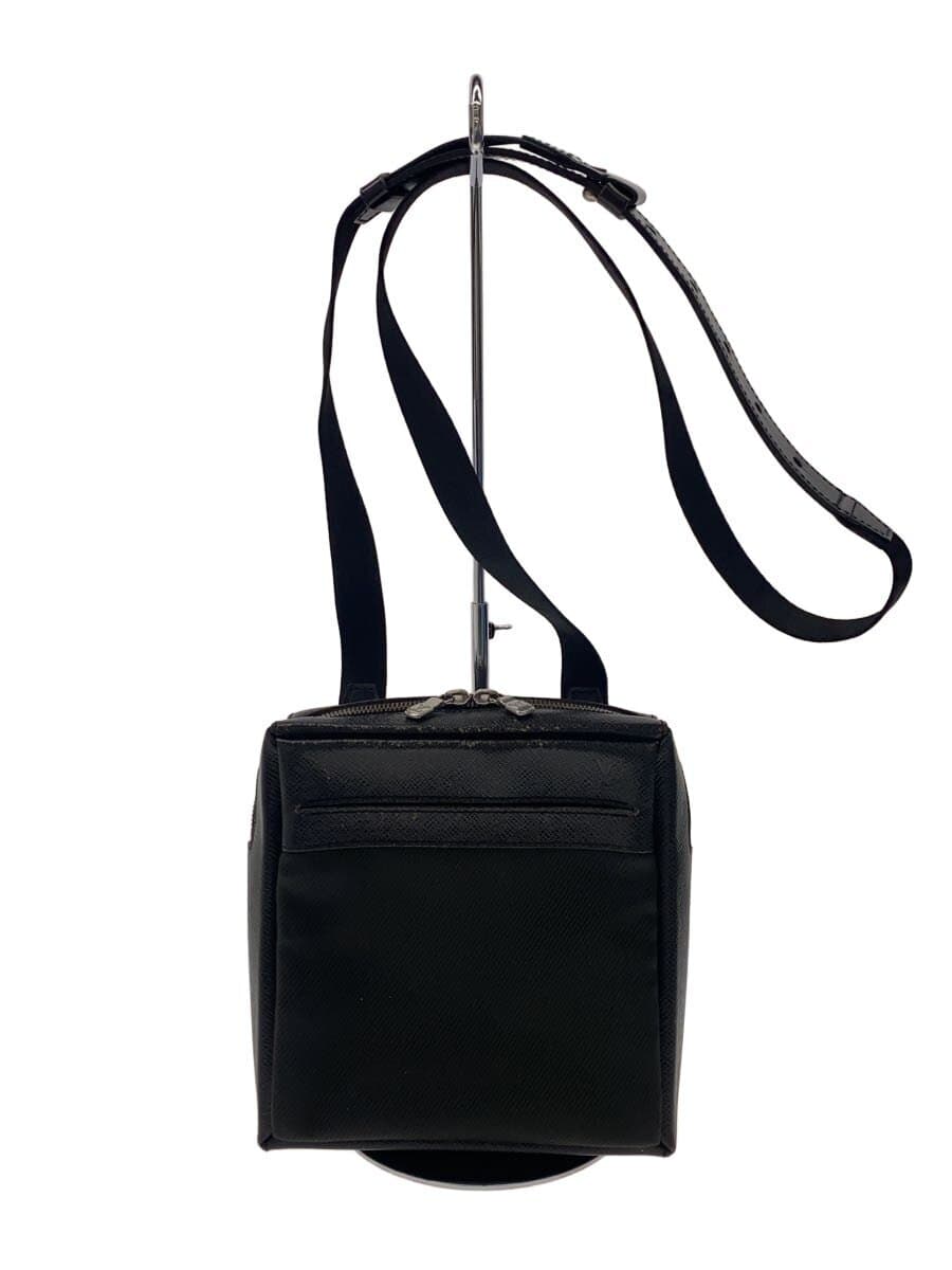 LOUIS VUITTON Sayan _Taiga BLK